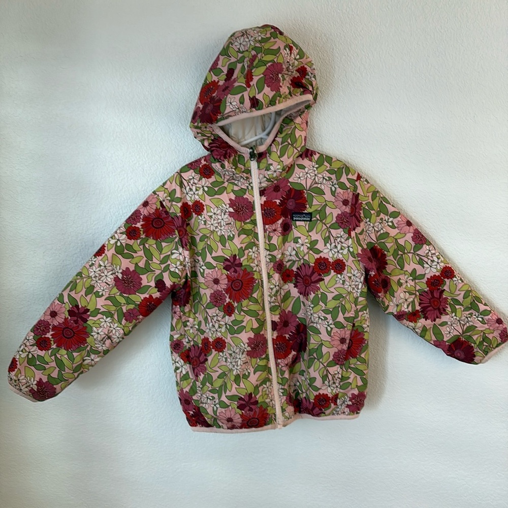 Patagonia reversible insulated jacket - size unknown see description.